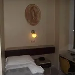 Elide Hotel Rom
