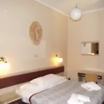 Elide Hotel