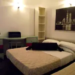 Elide Hotel