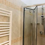 Elide Hotel
