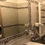 Elide Hotel
