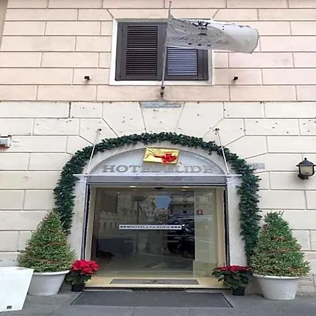Hotel Elide 3*