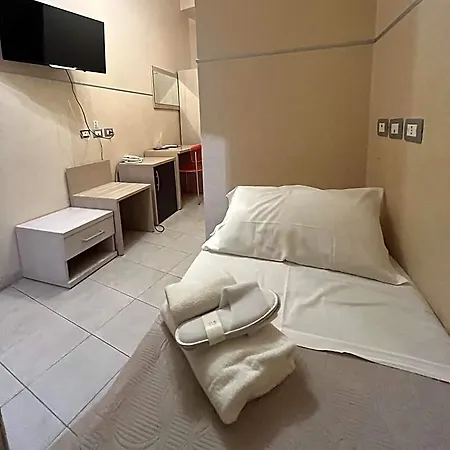 Hotel Elide